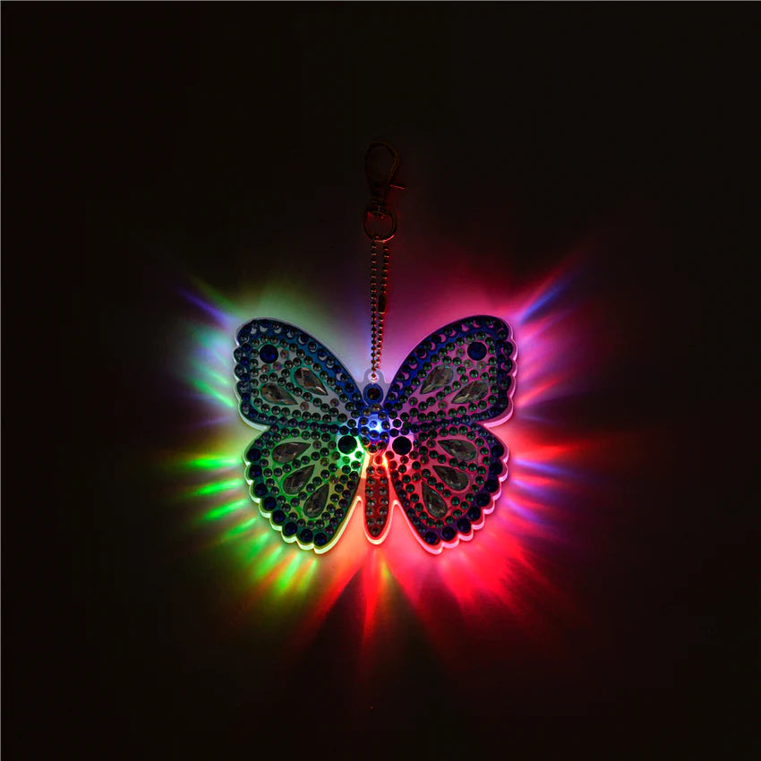 GLOEIENDE SLEUTELHANGER | VLINDER