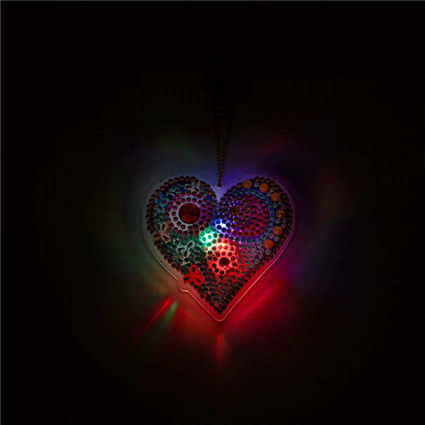 GLOEIENDE SLEUTELHANGER | LOVE